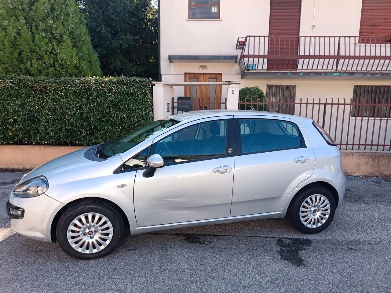 Fiat Punto Evo 1.4 Benz 2011 km originali...