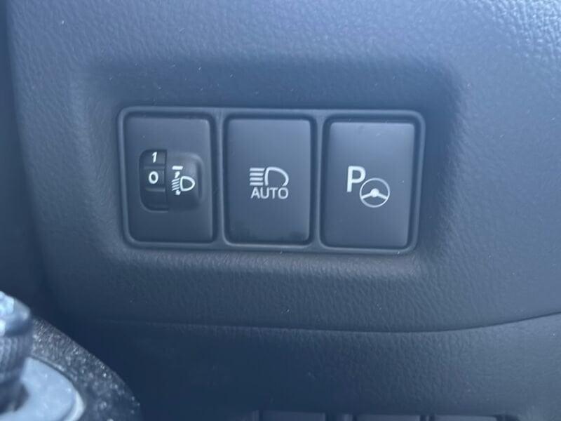 Toyota C-HR 1.8 L Petrol Hybrid Lounge