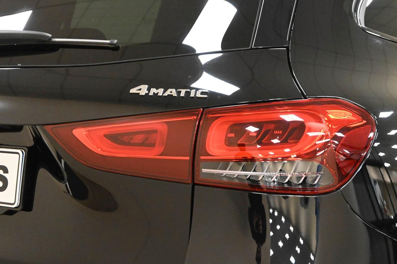 MERCEDES GLA (H247) GLA 200 d Automati...