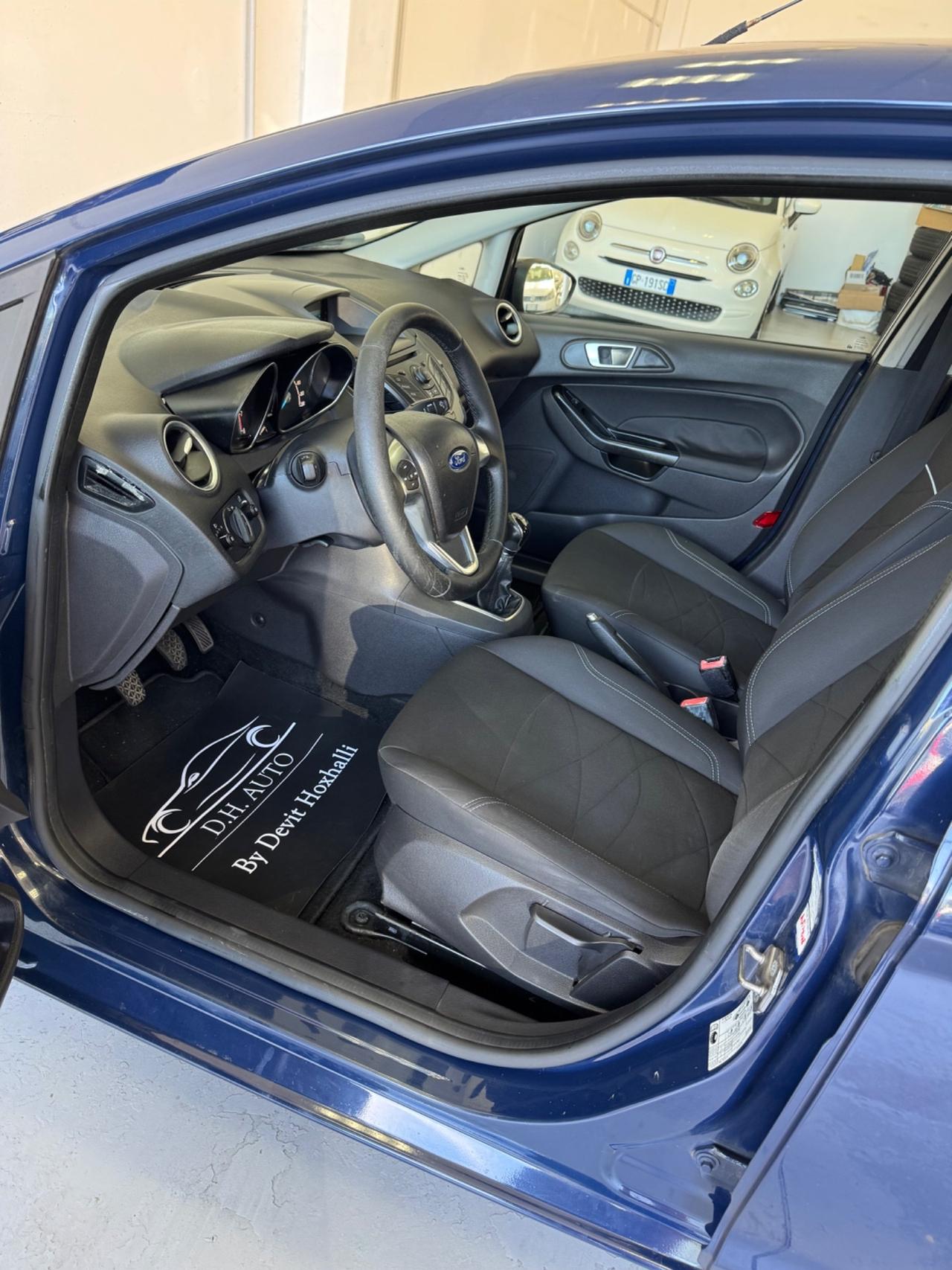 Ford Fiesta 1.2 60CV 5 porte Titanium