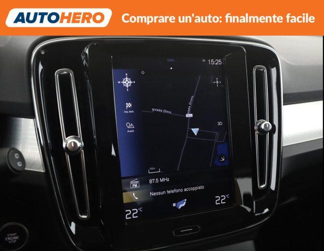 VOLVO XC40 T3 Momentum Pro