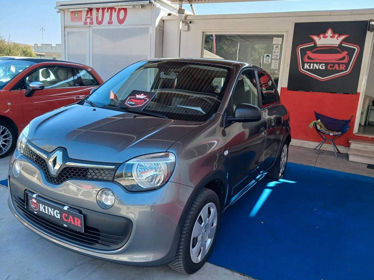 Renault Twingo SCe Life km 89000 frizione nuova tagliandi certificati