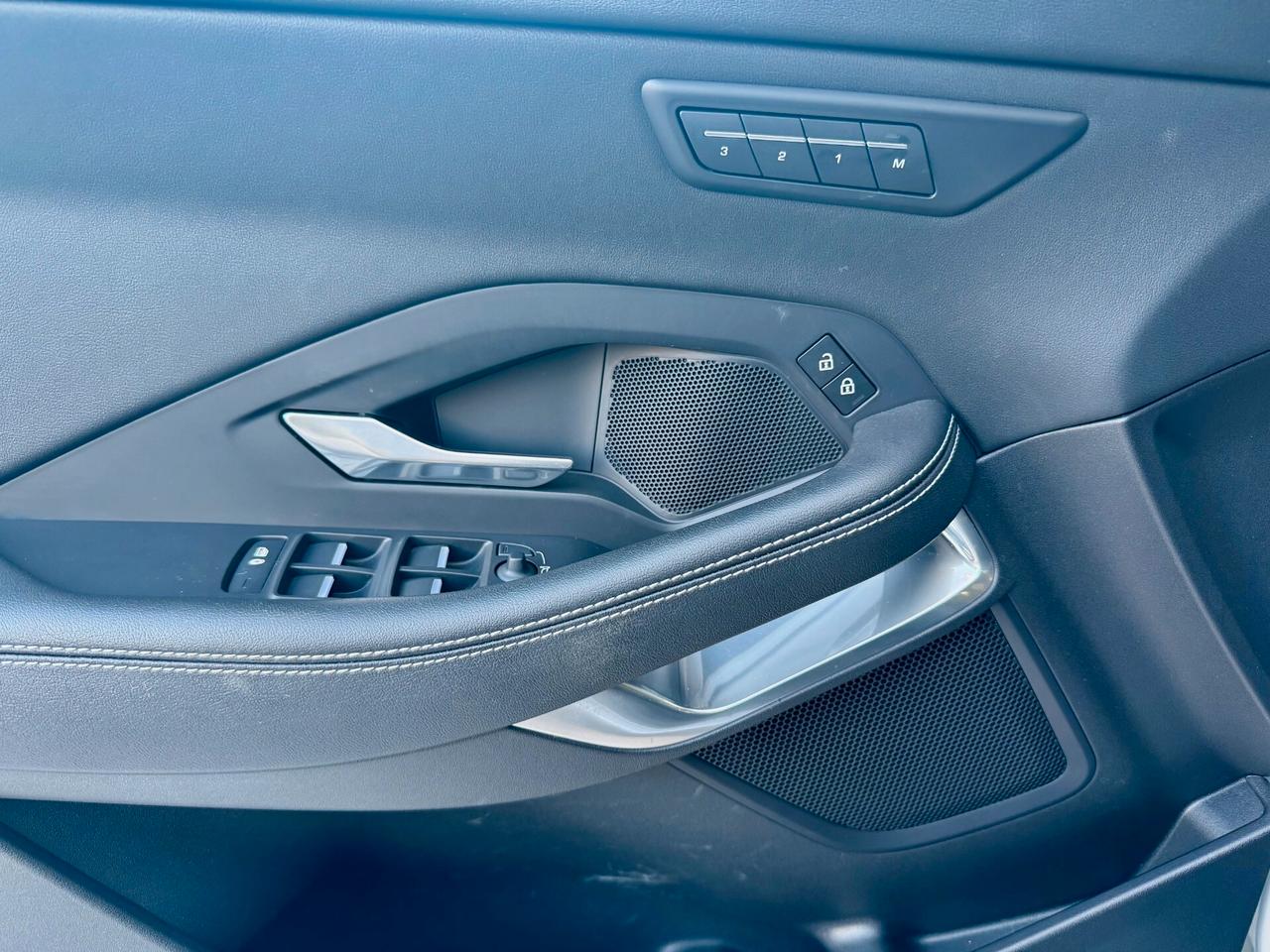 Jaguar E-Pace 2.0D I4 163 CV AWD Auto R-Dynamic SE