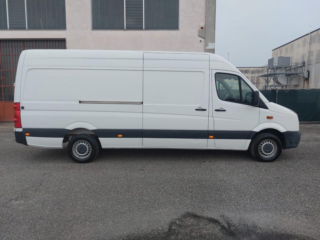 Volkswagen Crafter 35 L2H3 163cavali 42700 chilometri!!!