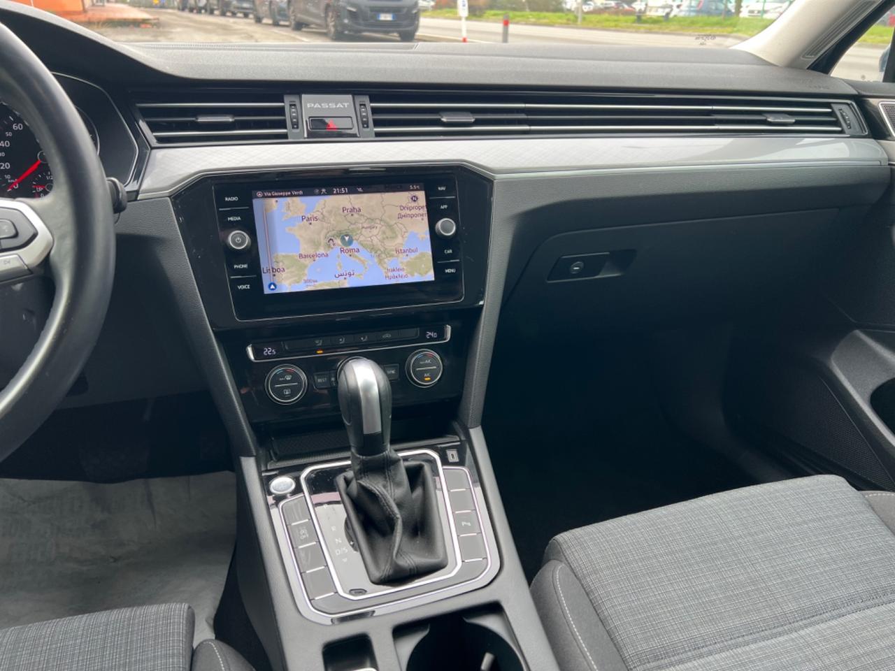 Volkswagen Passat 8ª 2.0 TDI SCR EVO DSG Business