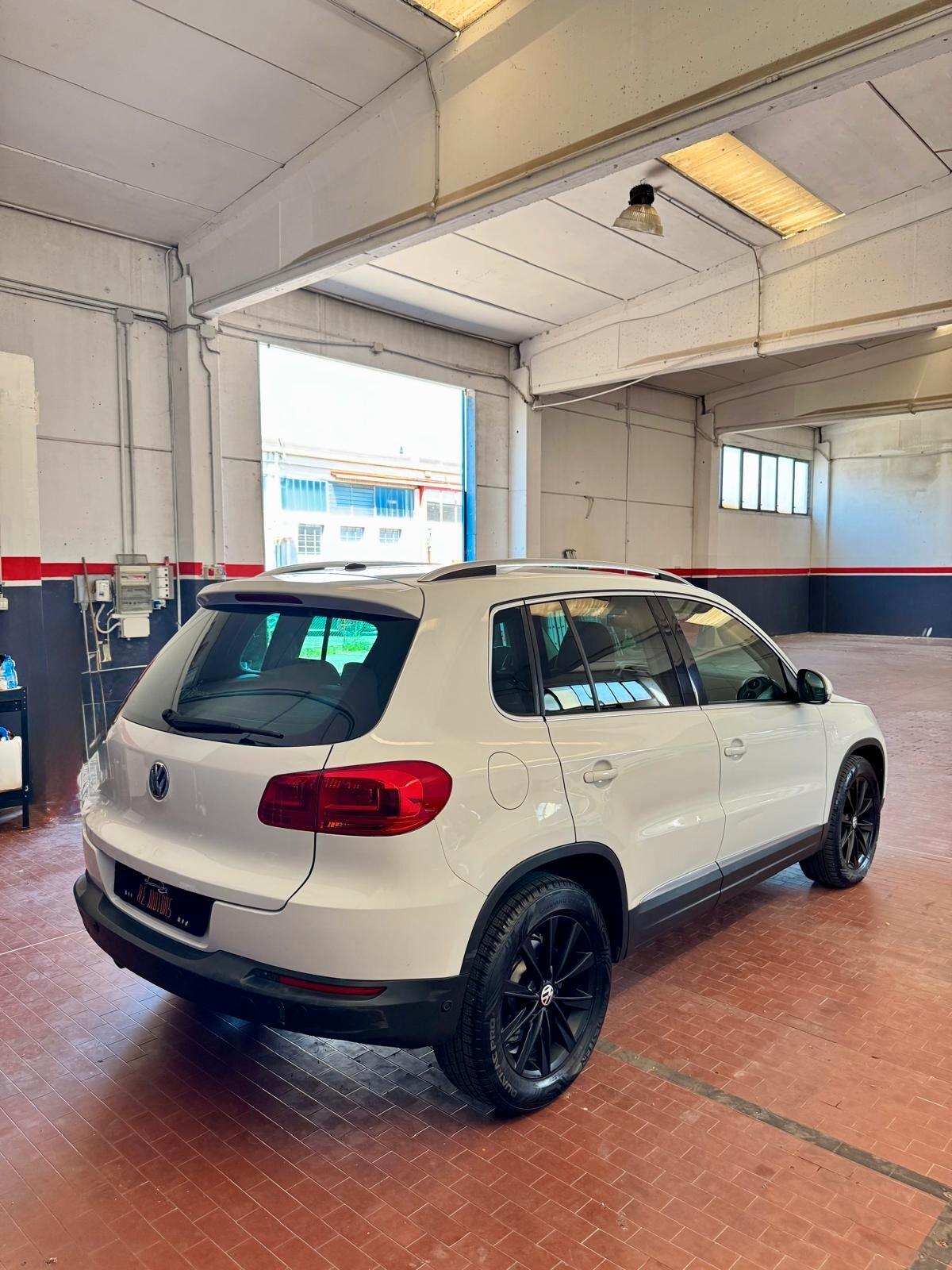 Volkswagen Tiguan 2.0 TDI 110 CV Cross BlueMotion Technology