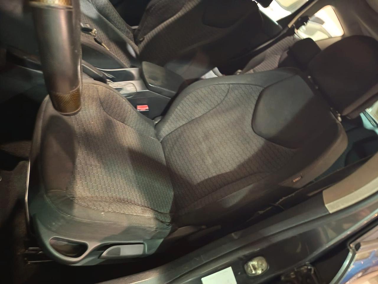 Peugeot 308 2.0 HDi SW