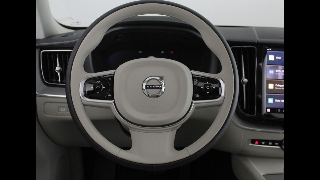 VOLVO N.XC60 Ultra Dark T6 AWD AUT