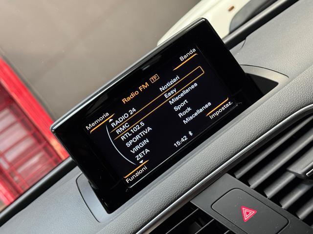 AUDI Q3 2.0 TDI quattro Business