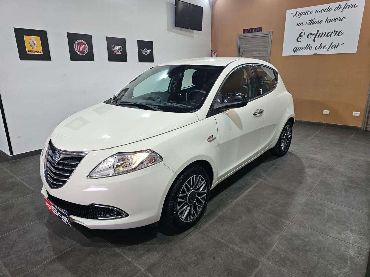 Lancia Ypsilon 1.2 69 CV 5 porte GPL Ecochic Gold