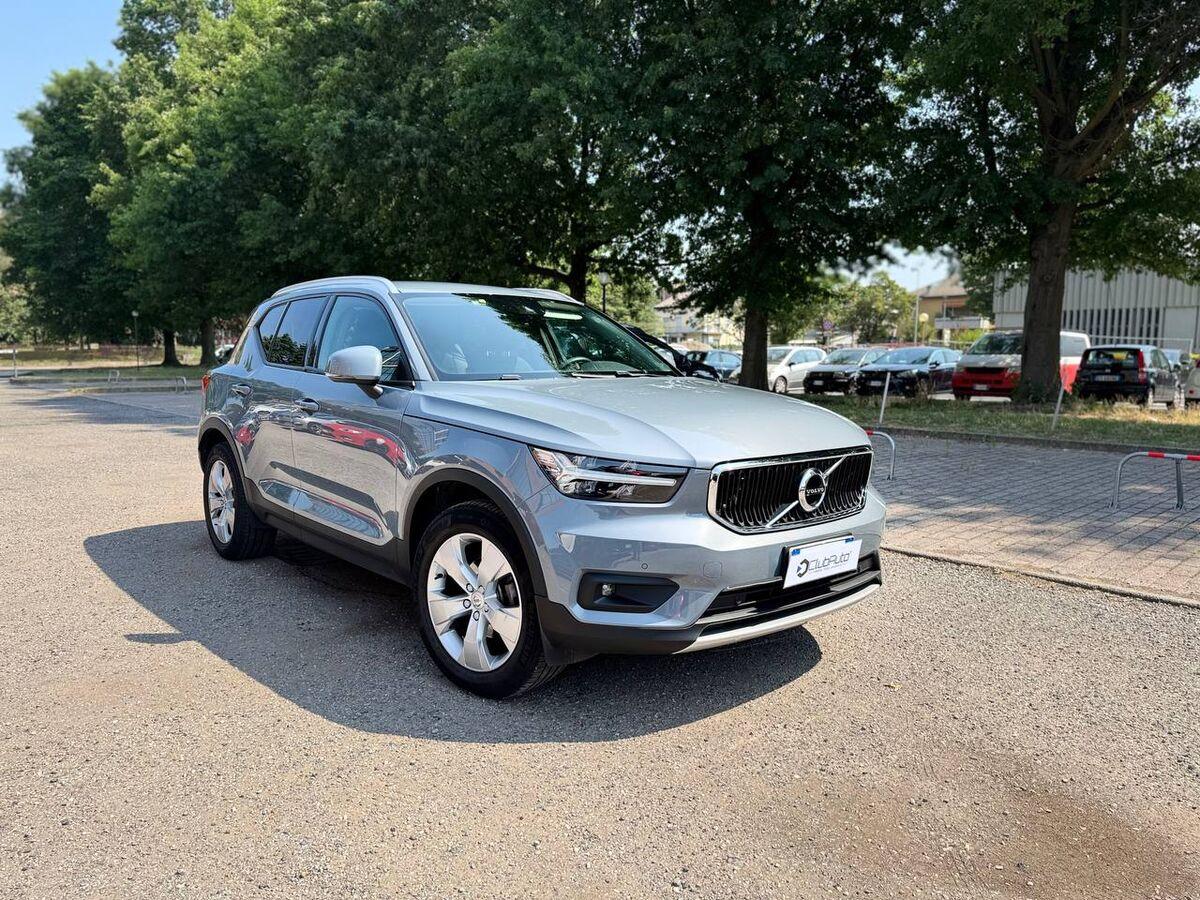 Volvo XC40 2.0 d3 Momentum auto my21
