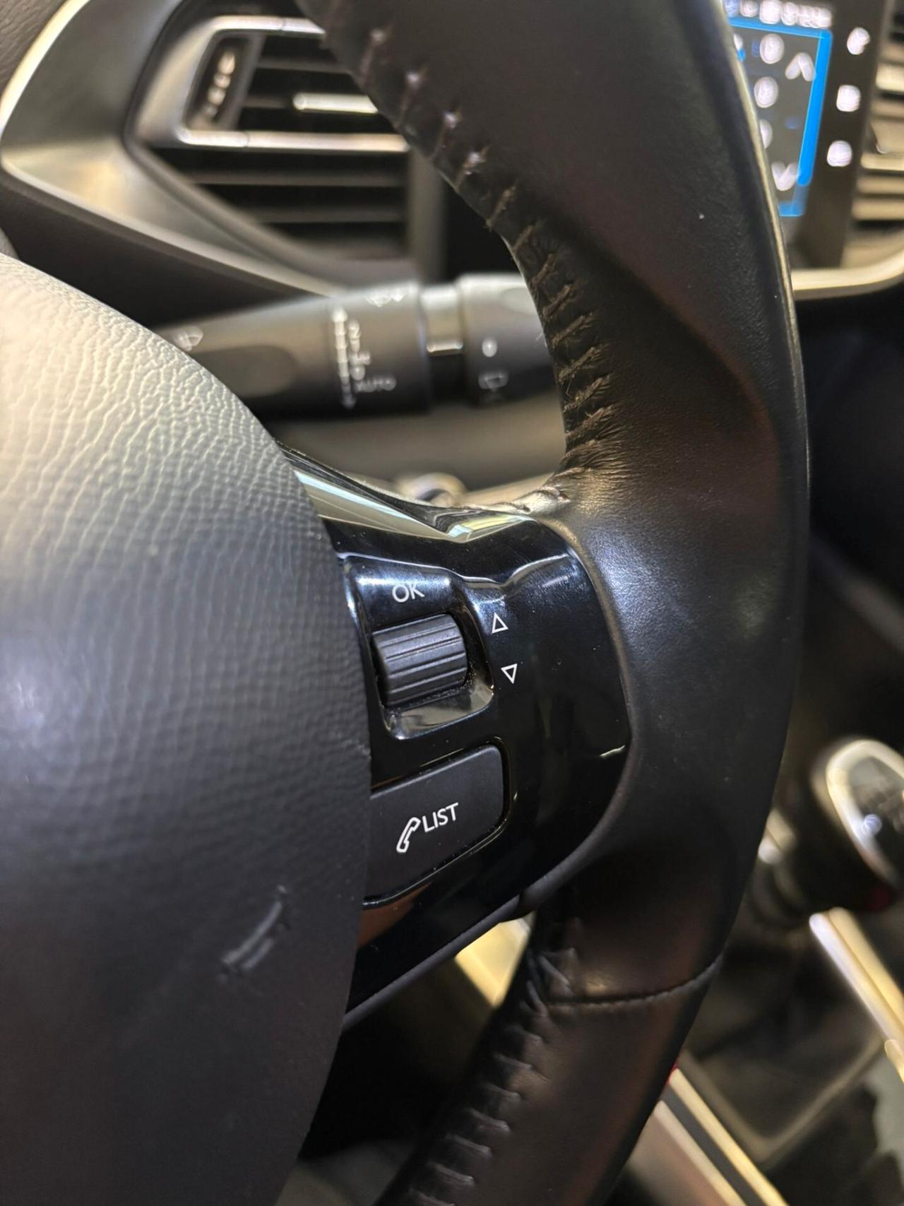Peugeot 308 1.2 PureTech Turbo 130 S&S Allure