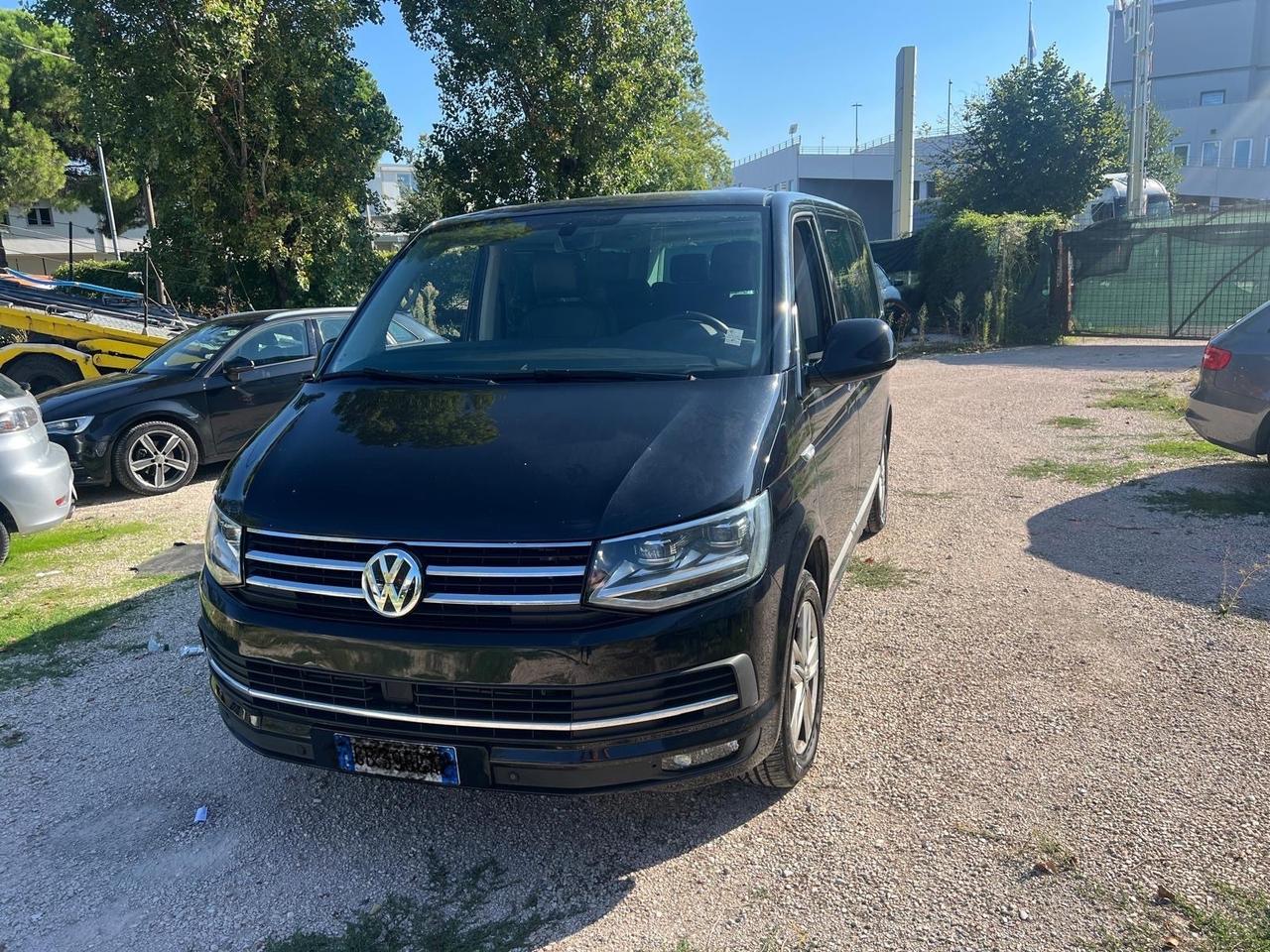 Volkswagen Transporter 2.0 TDI 150CV DSG PL Kombi Business