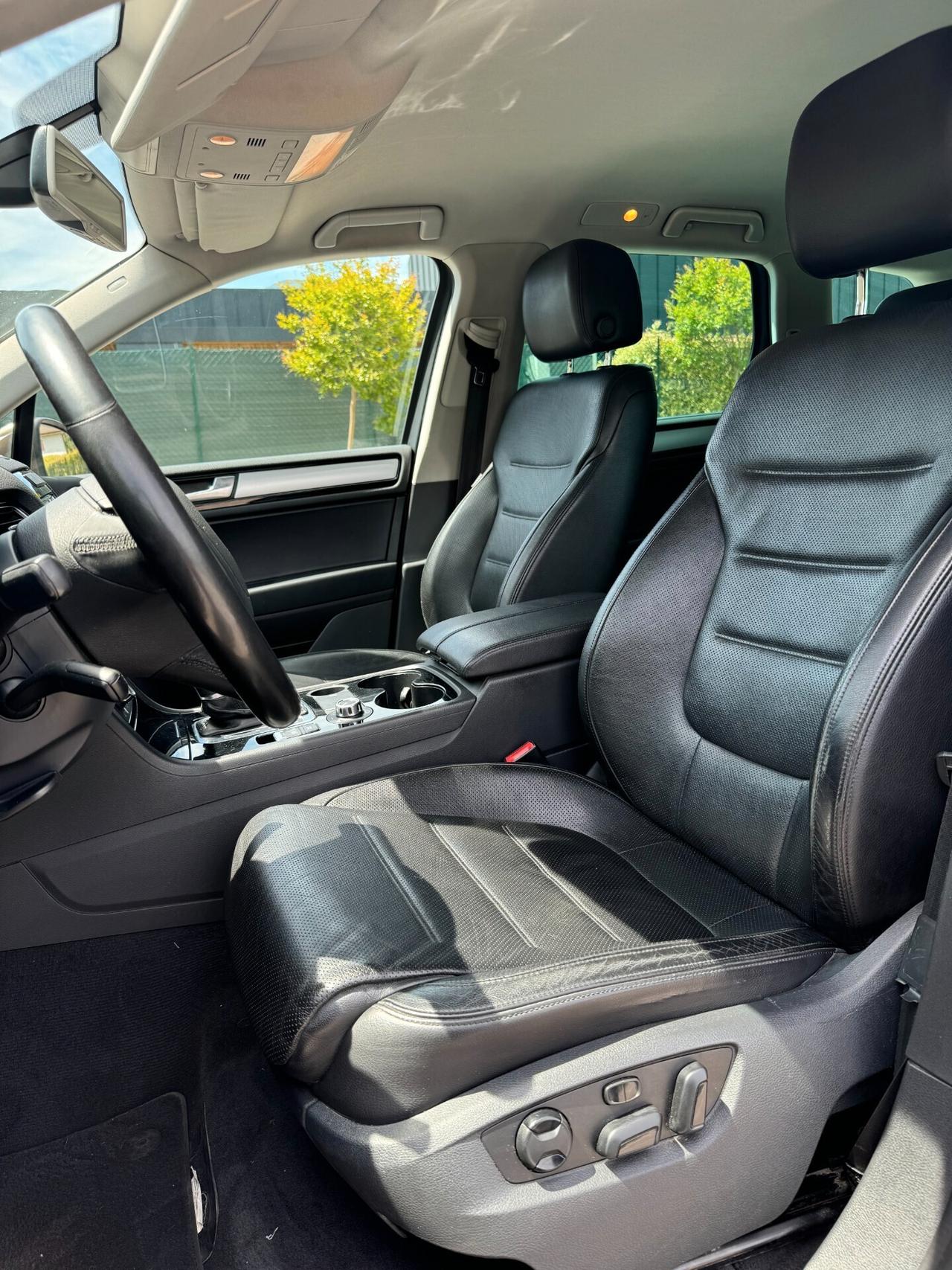 Volkswagen Touareg 3.0 TDI 240 CV tiptronic BlueMotion Technology
