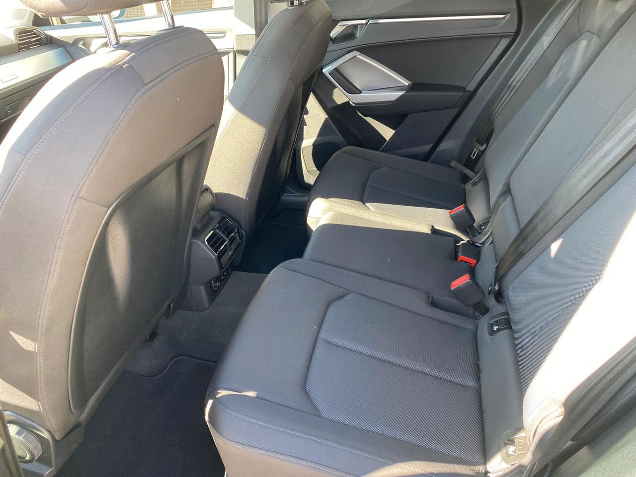 Audi Q3 35 TDI S tronic S line edition