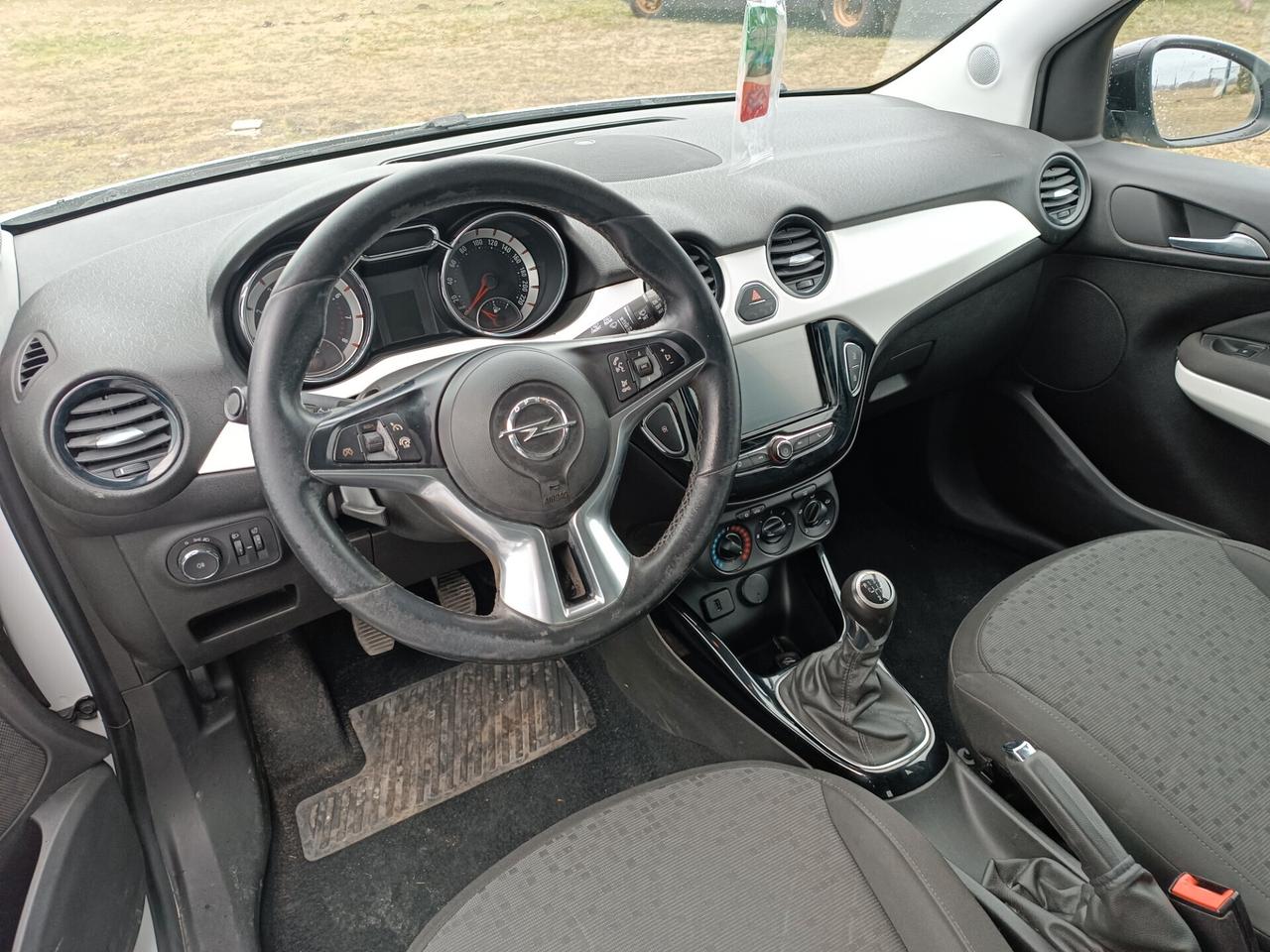 Opel Adam 2019 Neopatentati