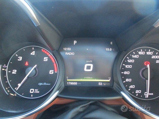 Alfa Romeo Giulia 2.2 T 210CV E6 Q4 VELOCE NAVI/PE