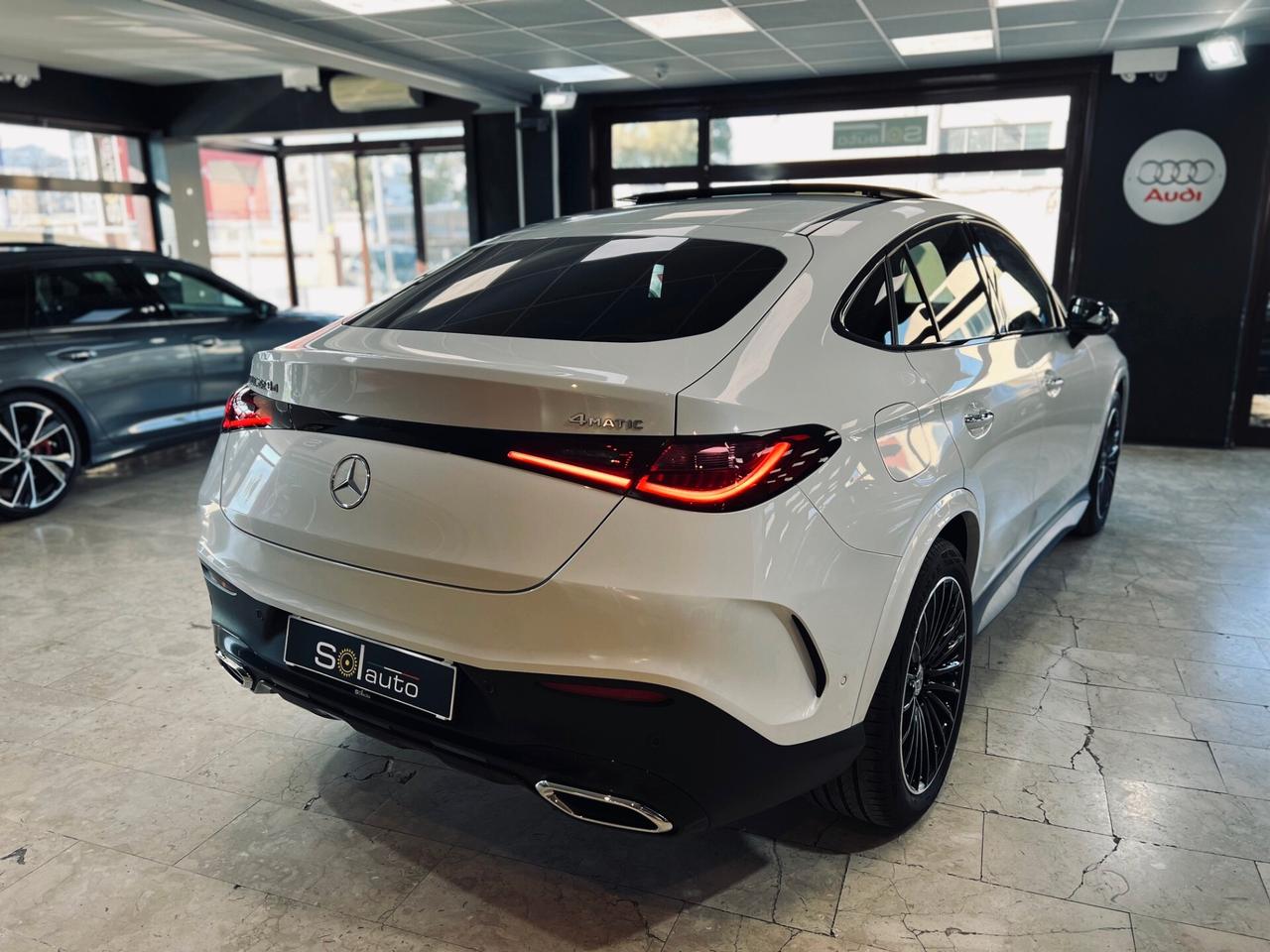 MERCEDES GLC 220 D COUPE PANO AMG