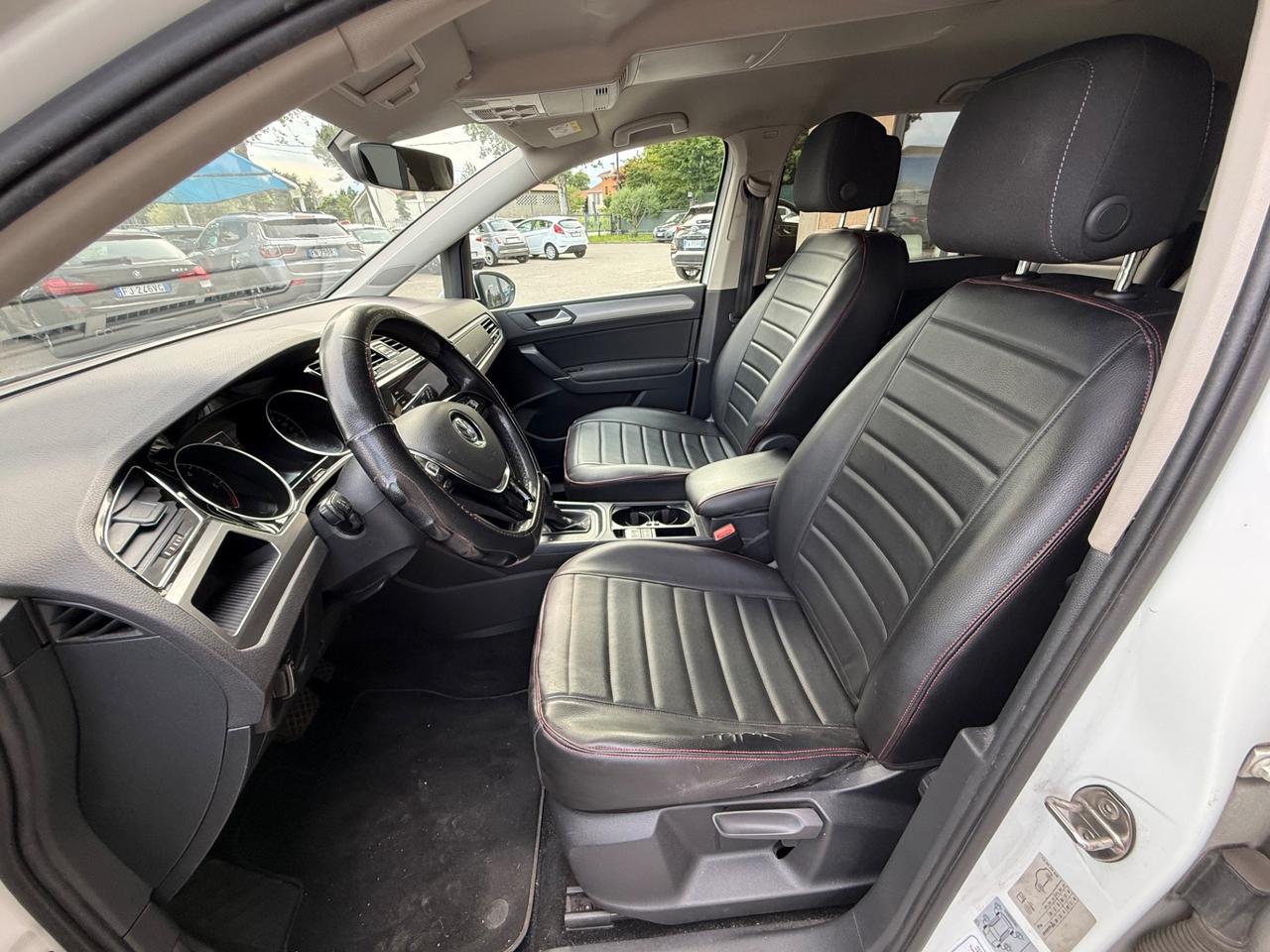 Volkswagen Touran 2.0 TDI 150 CV - 7 POSTI