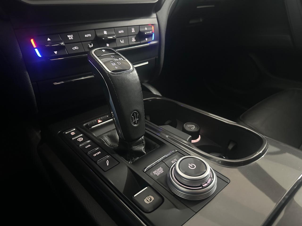 Maserati Ghibli L4 330 CV MHEV Gransport