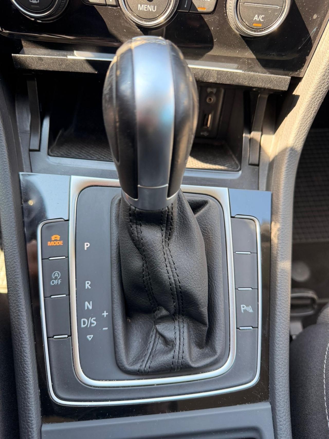 Volkswagen Golf 1.6 TDI 115 CV DSG 5p. Sport BlueMotion Technology