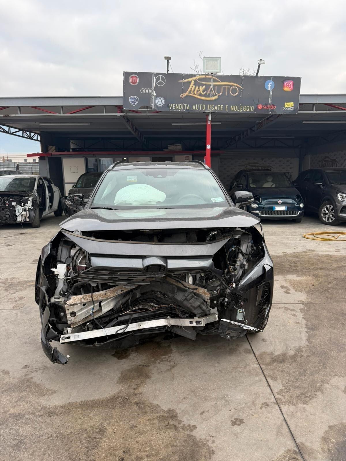 Toyota RAV 4 2.5 sinistrato - 2019