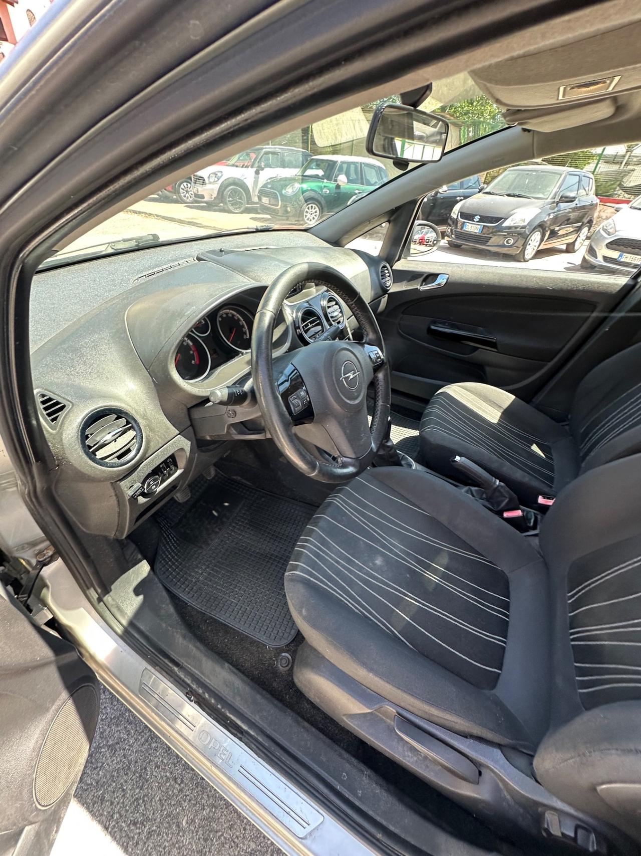 Opel Corsa 1.2 80CV 5 porte GPL-TECH Edition