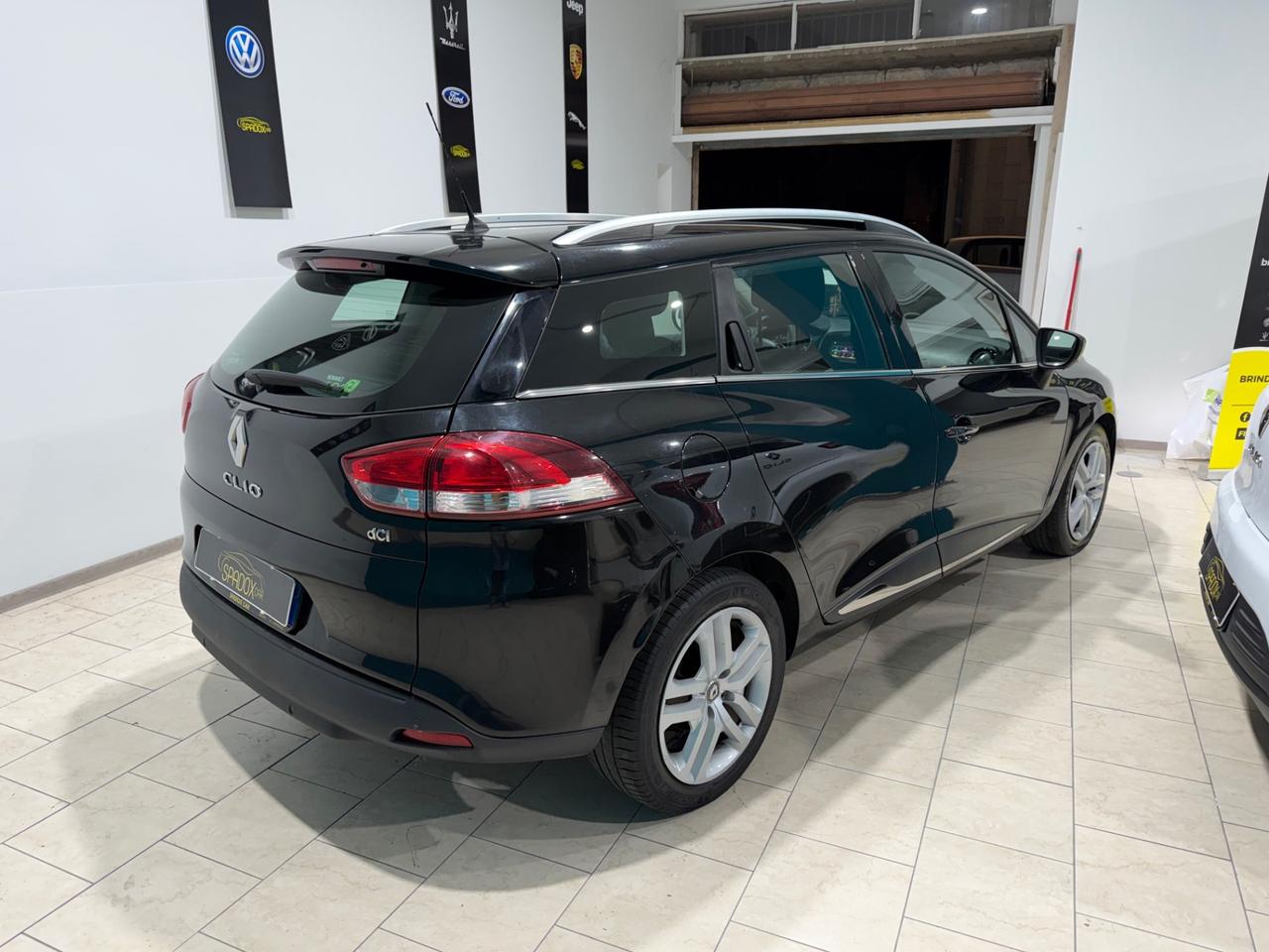 RENAULT CLIO SPORTER 2017 DIESEL