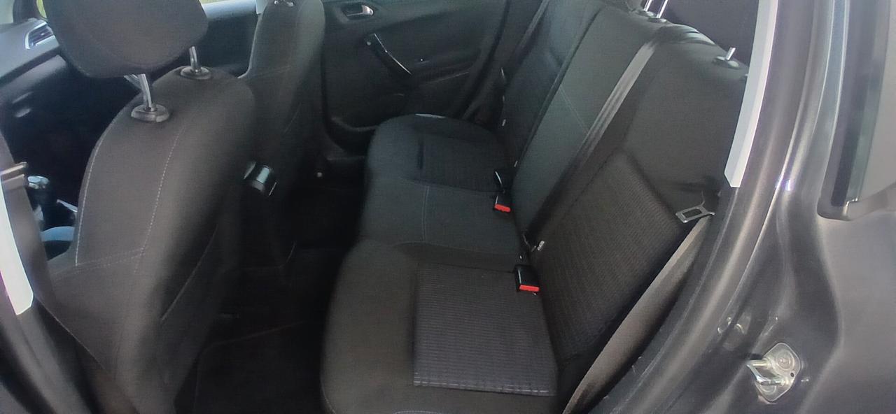 Peugeot 208 diesel neopatentati