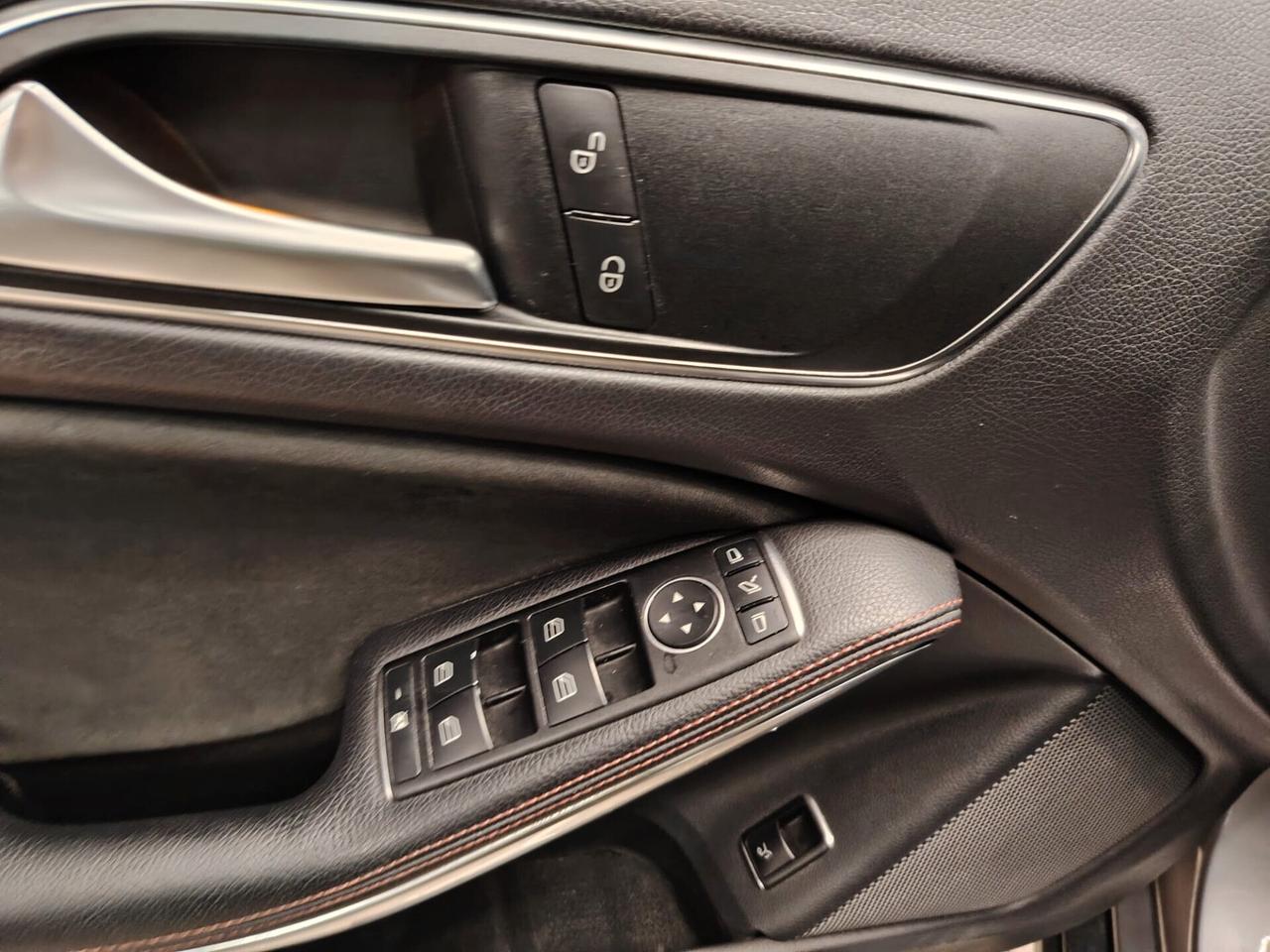 Mercedes-benz GLA 200 d Automatic Premium