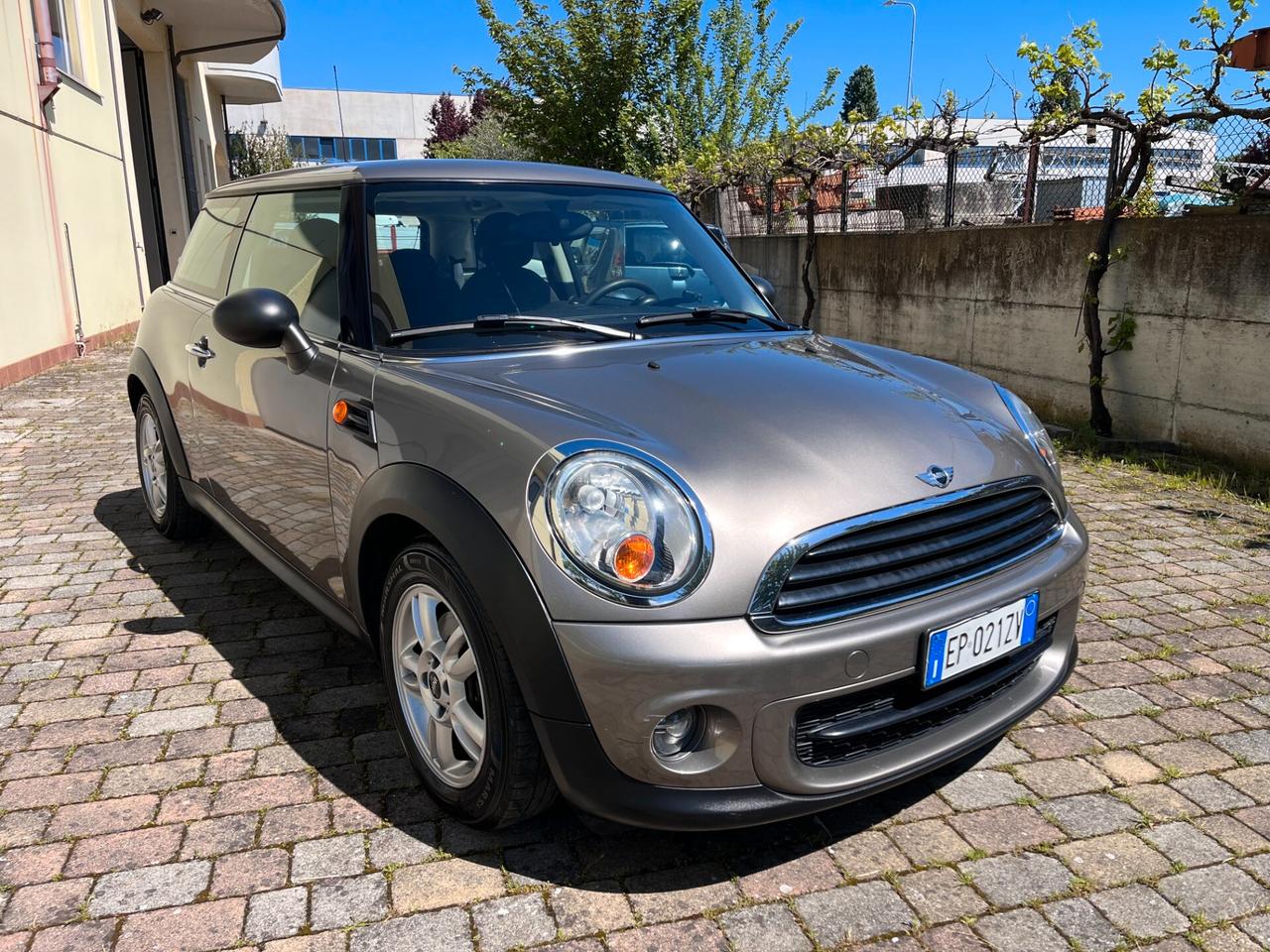 Mini Mini 1.6 16V Cooper D