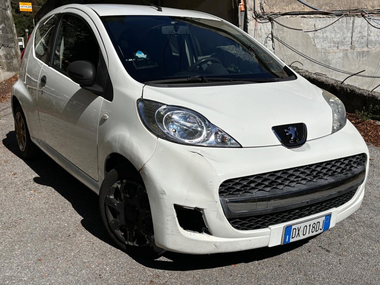 Peugeot 107 1.0 68CV 3p. Desir adatta per neopatentati