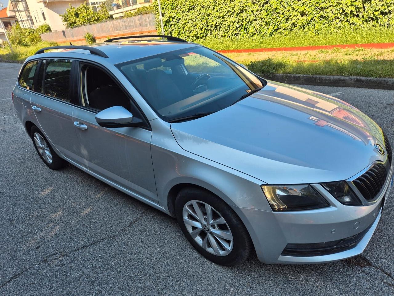 Skoda Octavia 1.6 TDI CR 115 CV DSG Wagon Executive
