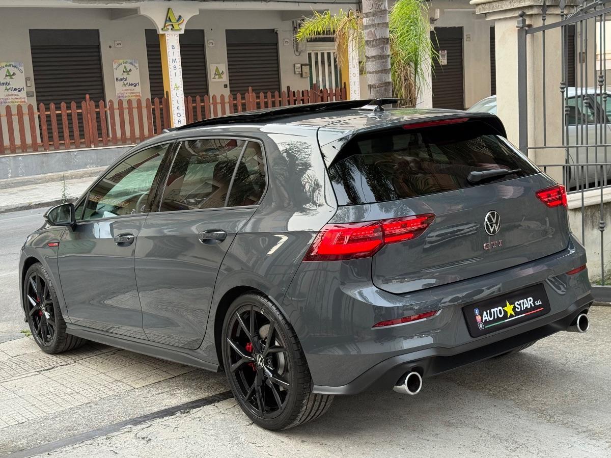 Volkswagen Golf 8 GTI 2.0 TSI 245 CV