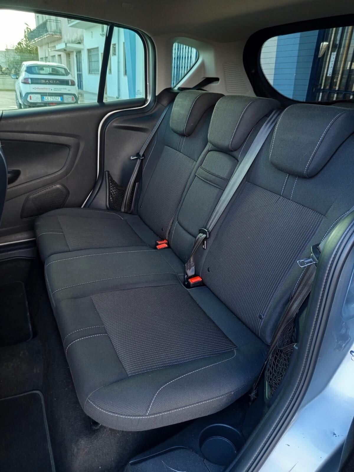 Ford B-Max 1.5 TDCi 75 CV Titanium