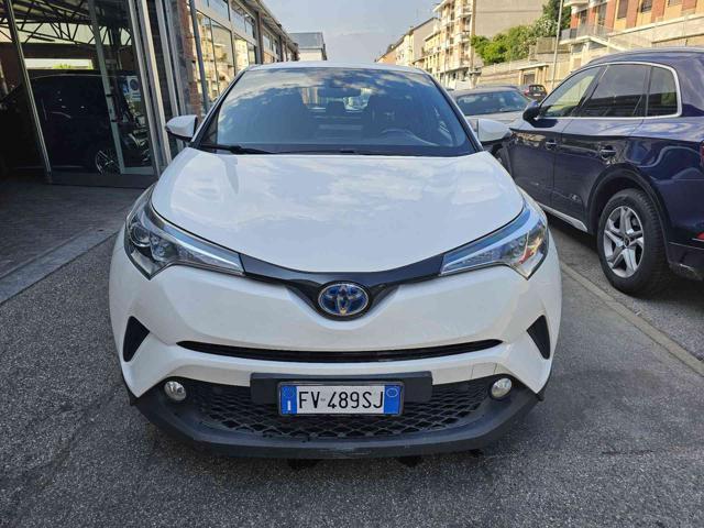 TOYOTA C-HR 1.8 Hybrid E-CVT Business