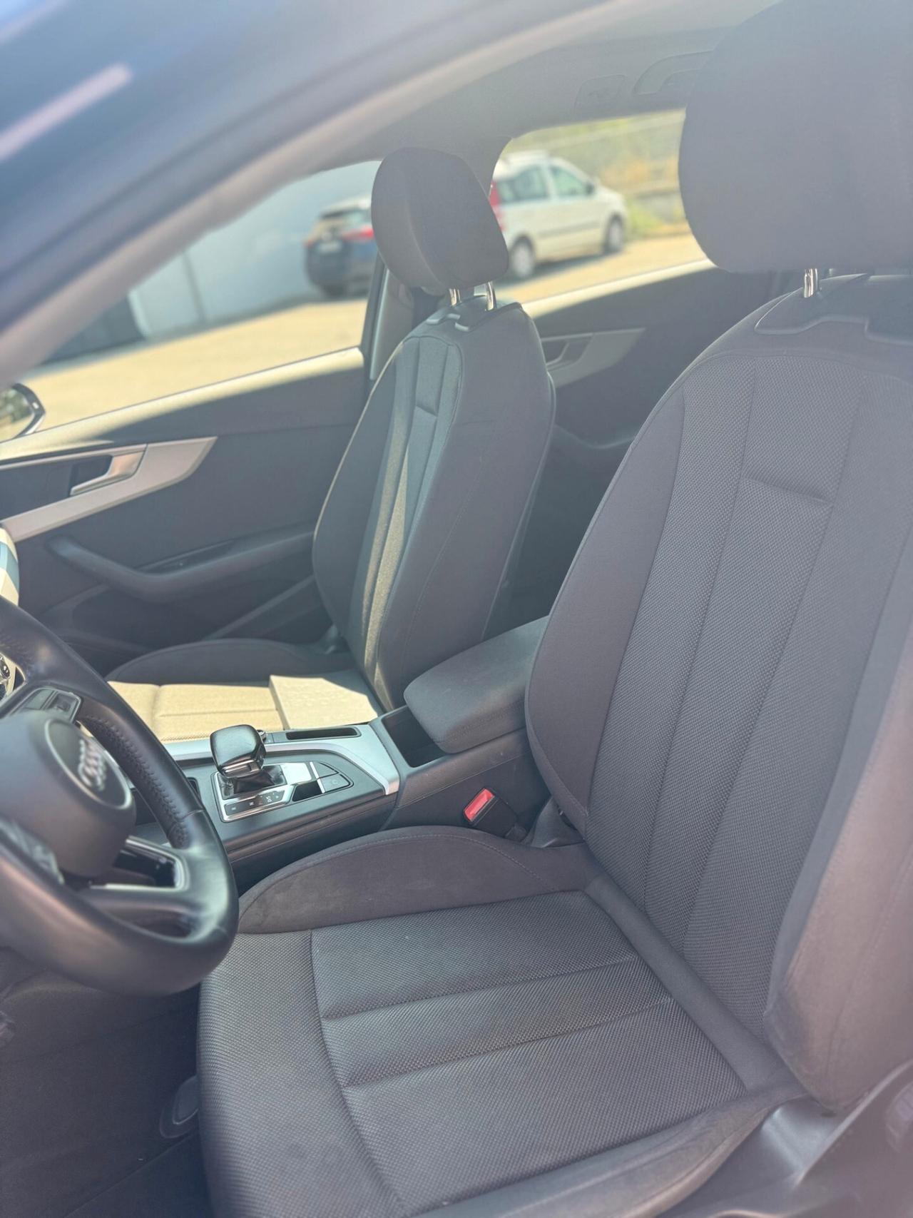 Audi A4 Avant S tronic Business Advanced km certificati