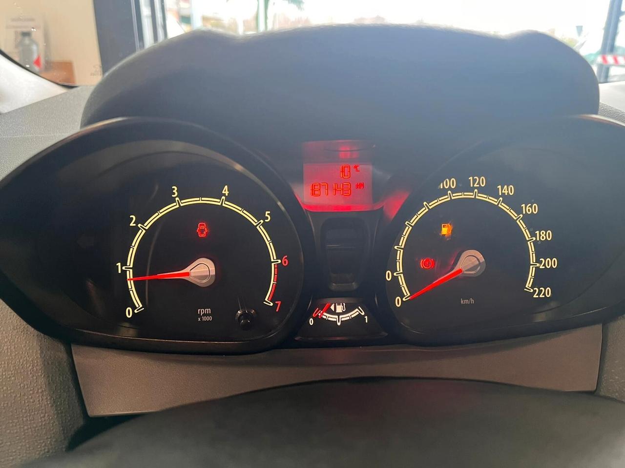 Ford Fiesta 1.4 3 porte Bz.- GPL Titanium