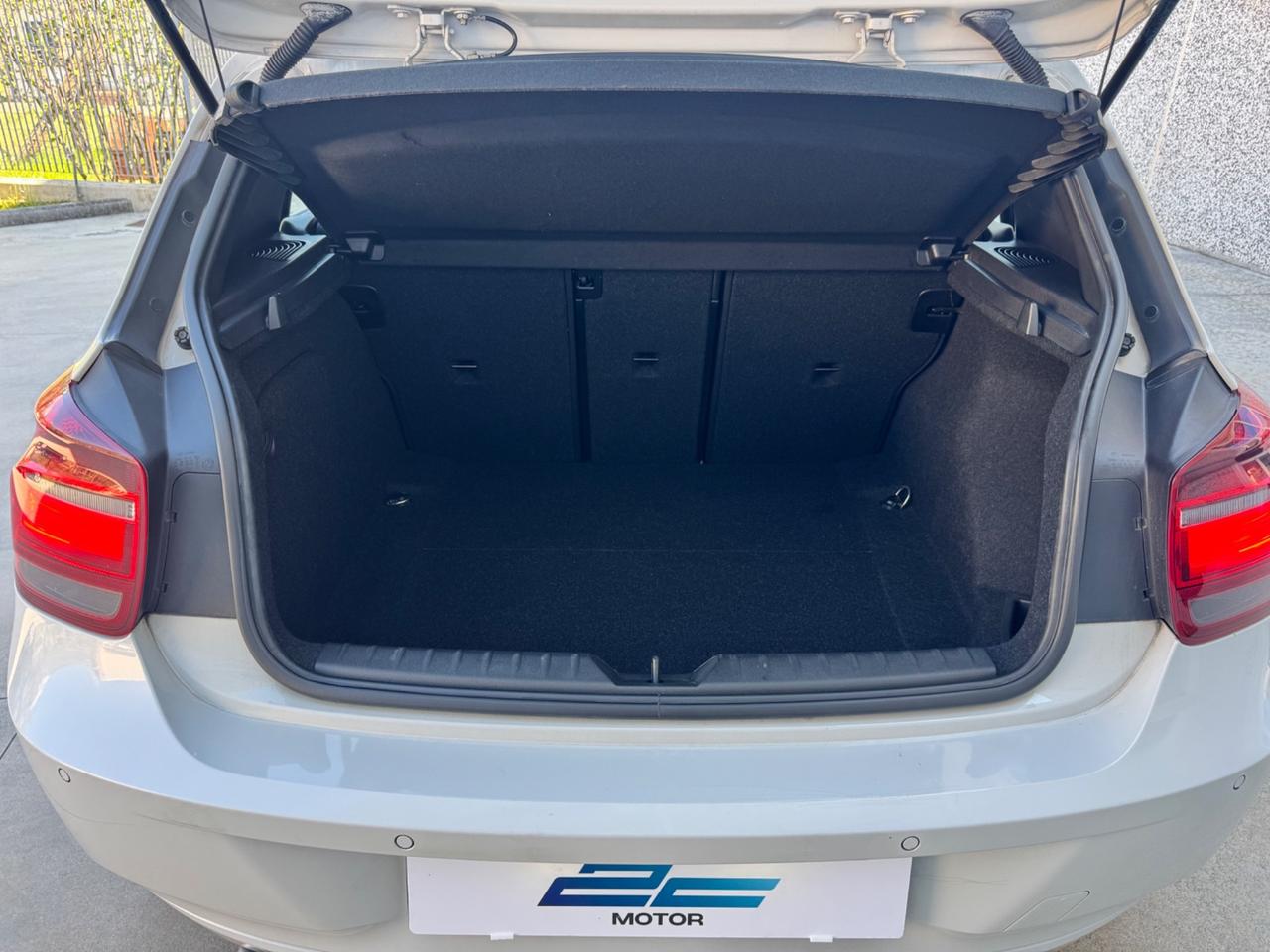 Bmw 118 118d 5p. Unique