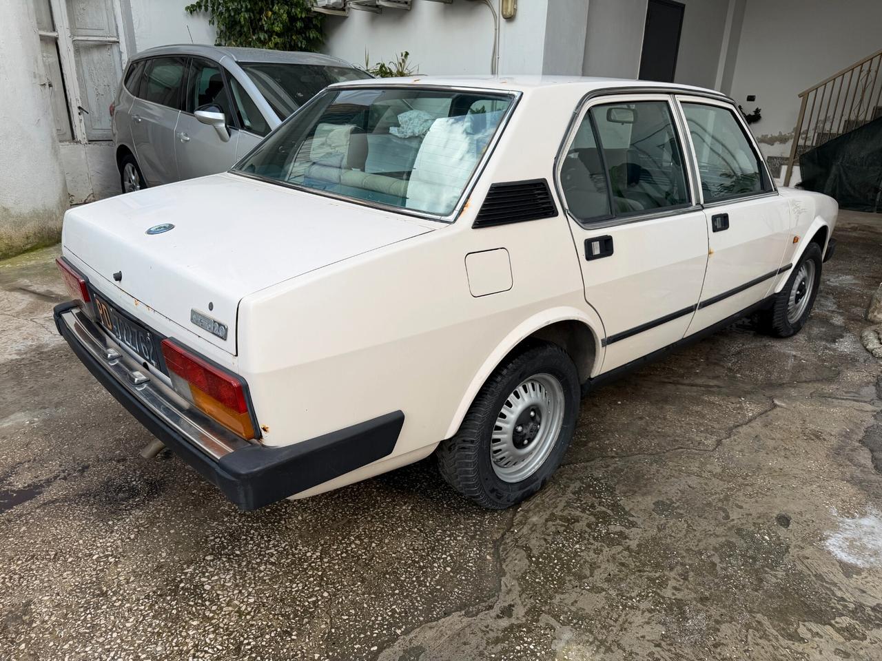Alfa Romeo Alfetta 2.0 L