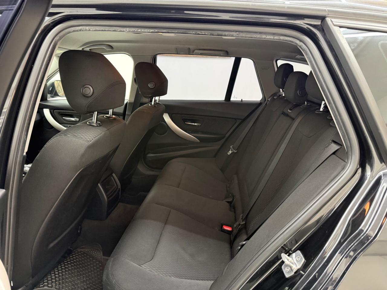 Bmw 318 318d Touring Luxury