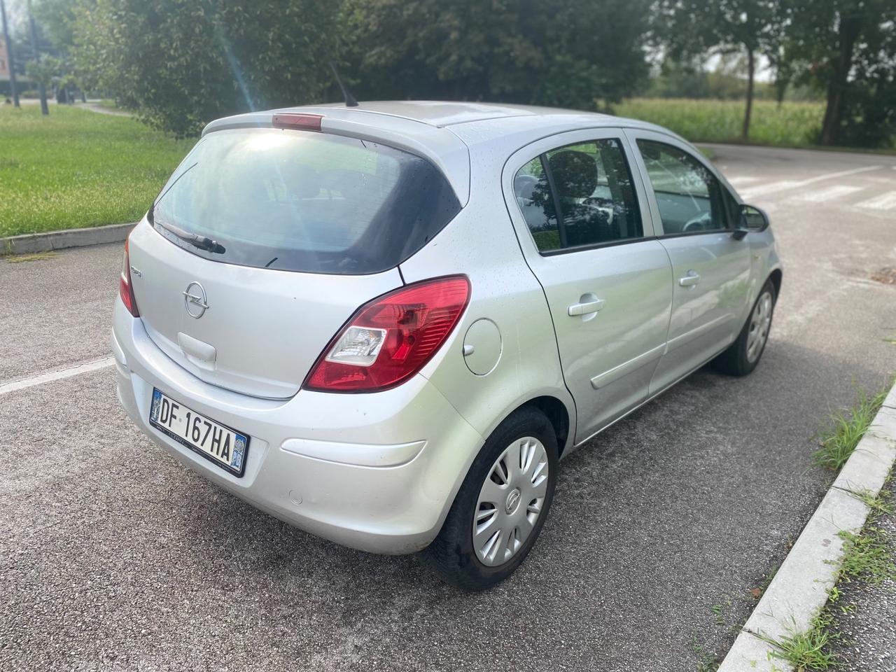 Opel Corsa 1.0 12V 5 porte Club