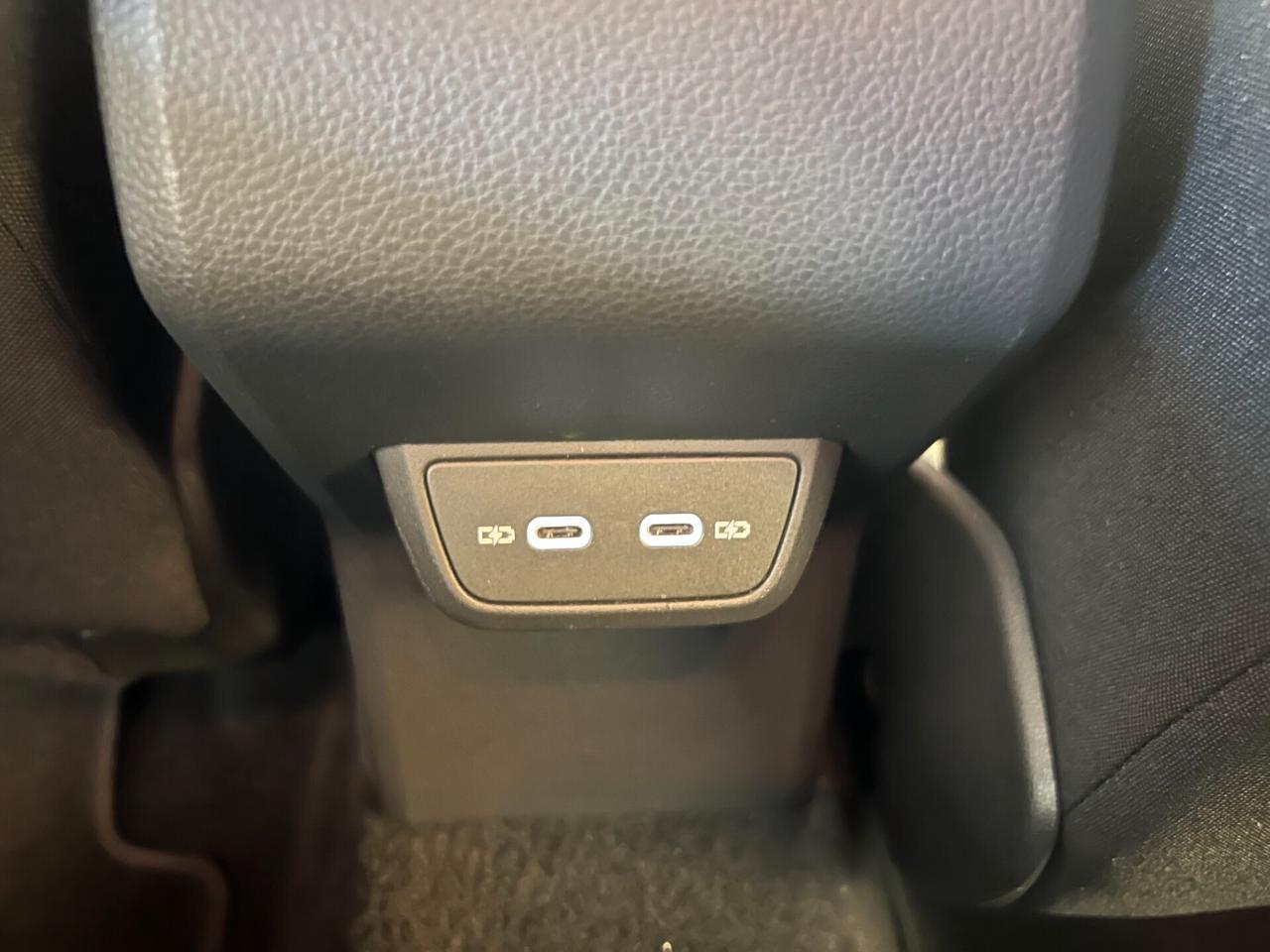 Volkswagen Polo 1.0 Life KM 23.414 ok neopatentati tagliandata vw prezzo reale senza finanziamento