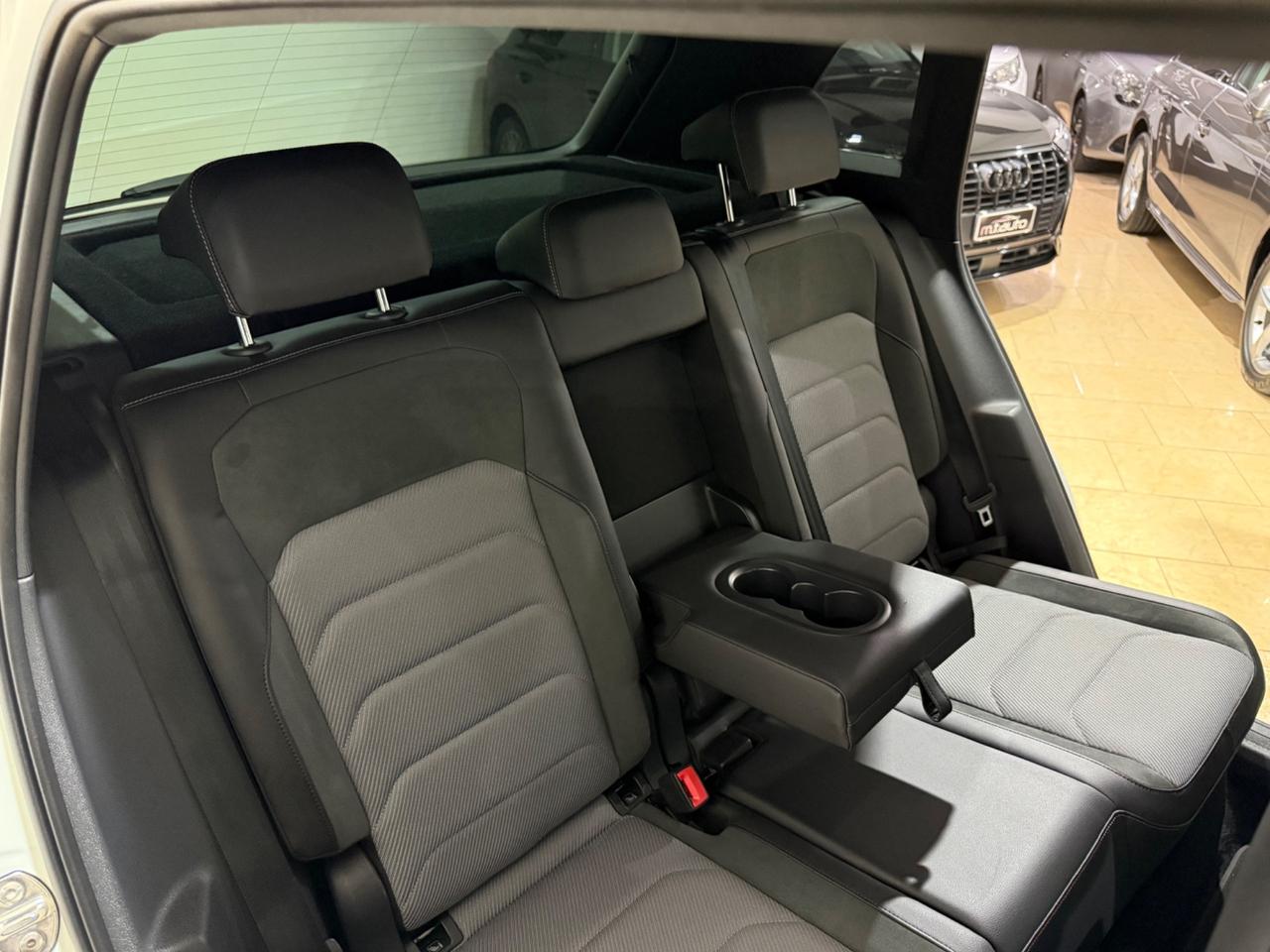 Volkswagen Tiguan 2.0 TDI 150 cv SCR DSG R Line