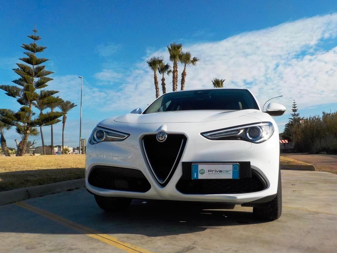 Alfa Romeo Stelvio 2.2 Turbodiesel 160 CV AT8 RWD Super