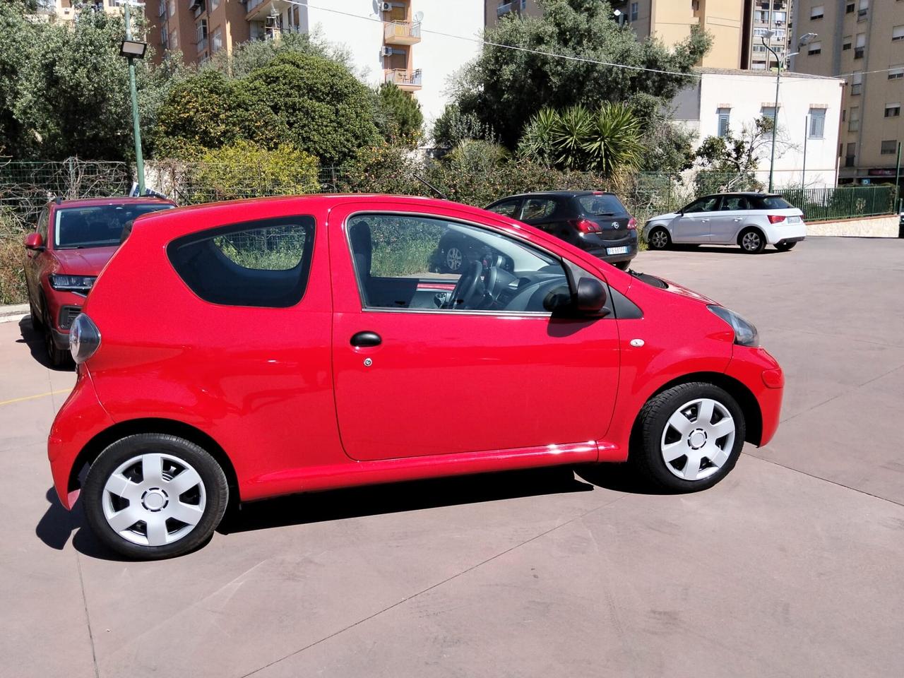 TOYOTA AYGO 998 CLIMA 12 MESI DI GARANZIA