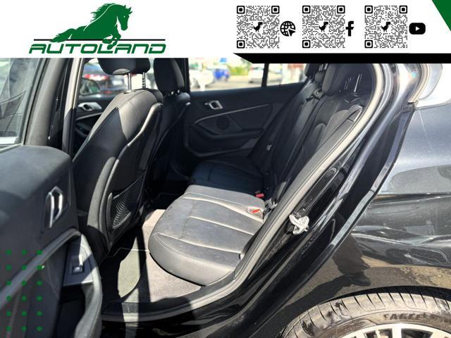 BMW 118 d 5p. Luxury150 CV Cerchio18"Pack Manutenzioni