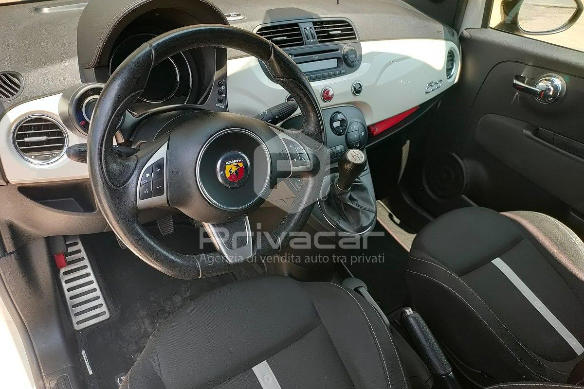 ABARTH 500 1.4 Turbo T-Jet Custom
