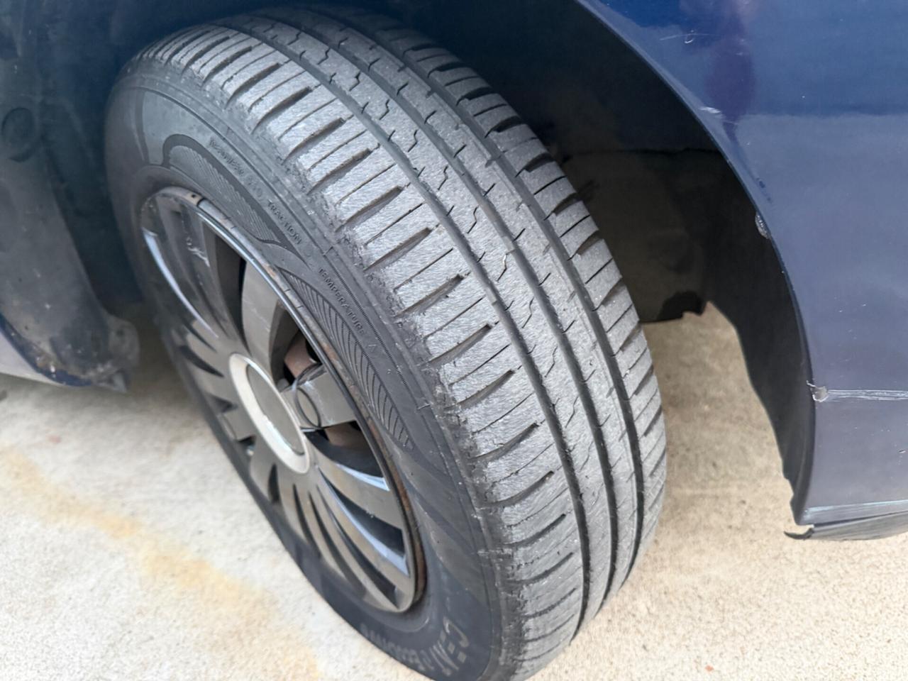Renault Clio 1.2 benzina 43KW consumi bassi