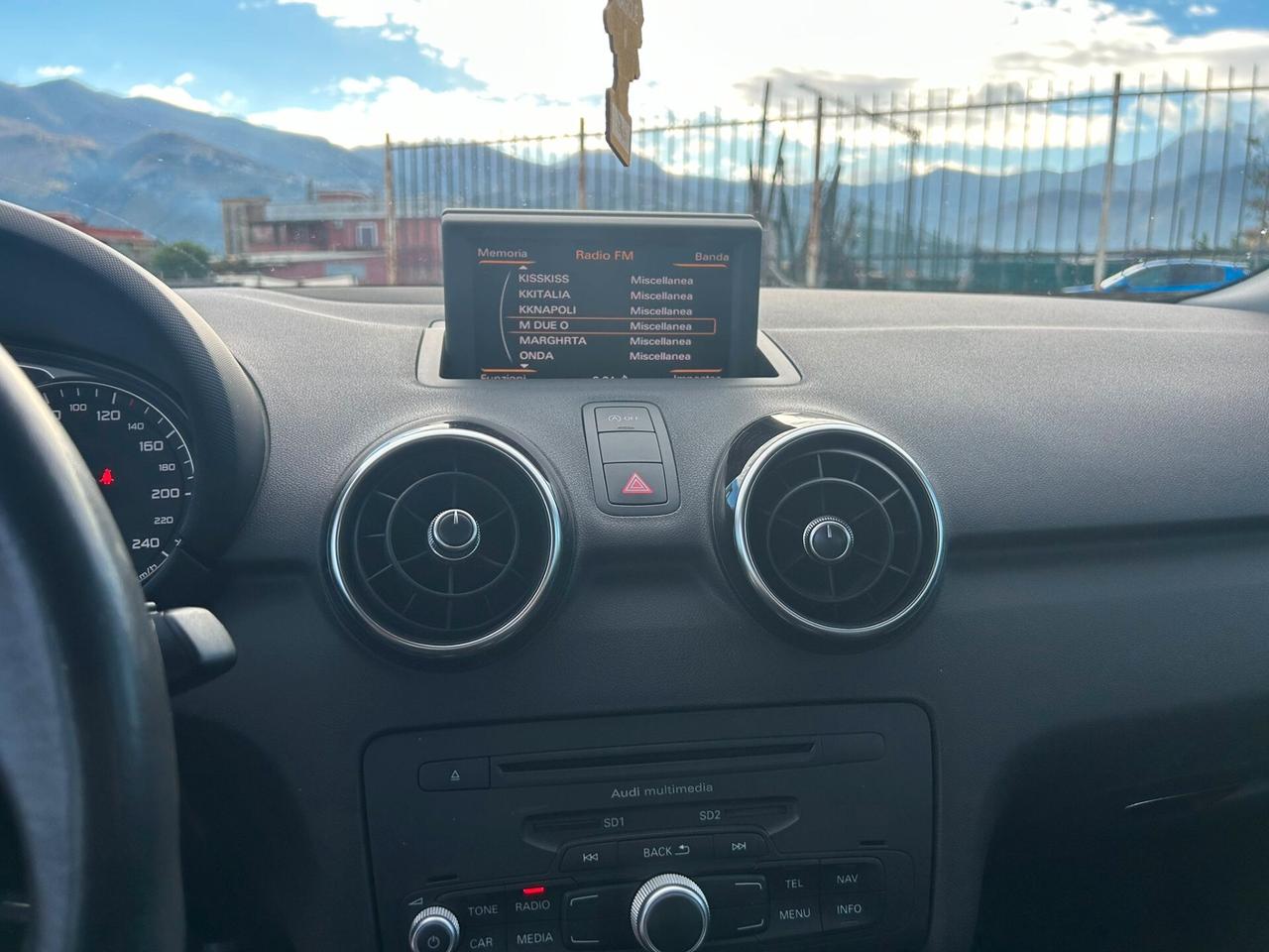 Audi A1 SPB 1.6 TDI 105 CV Ambition